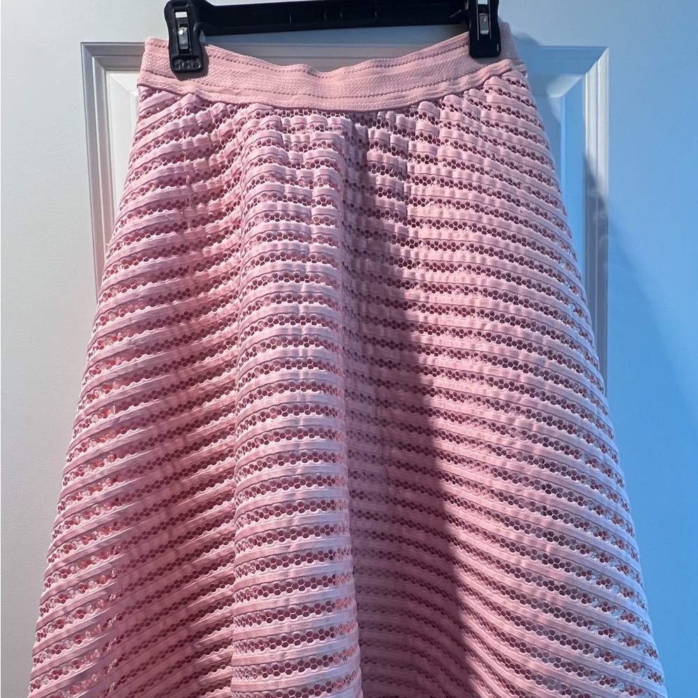 Midi pink skirt